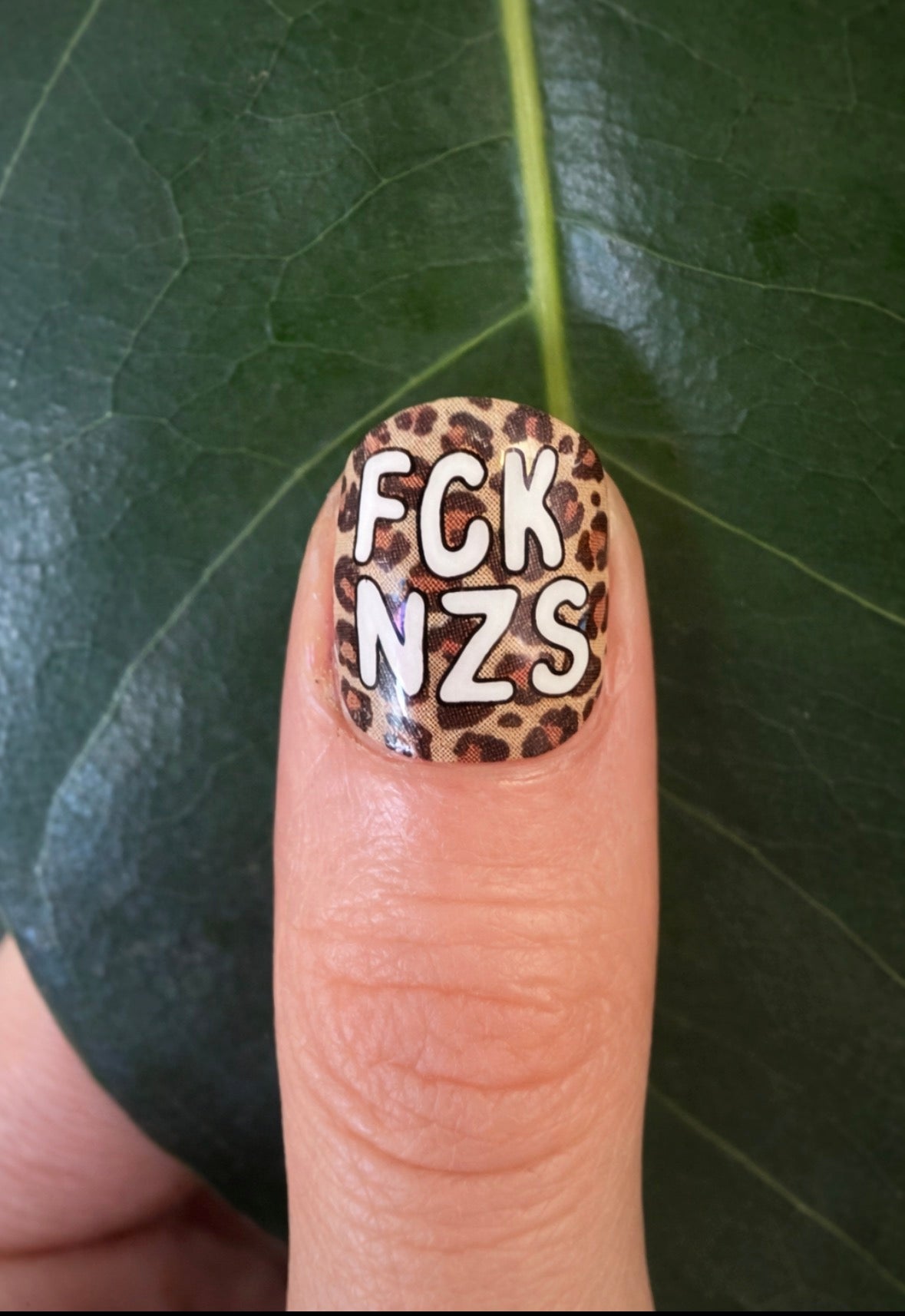 „FCK NZS“ Leo
